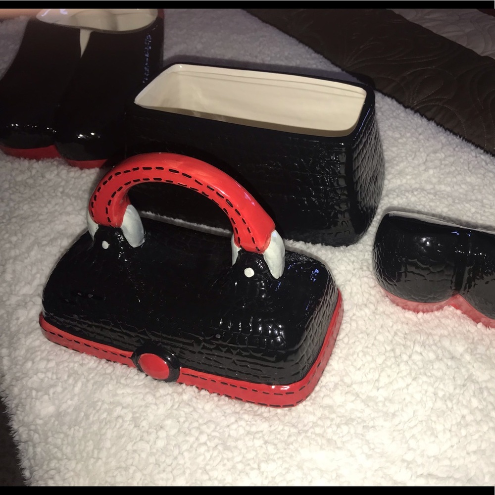 Black and Red Ceramics 4pc Set